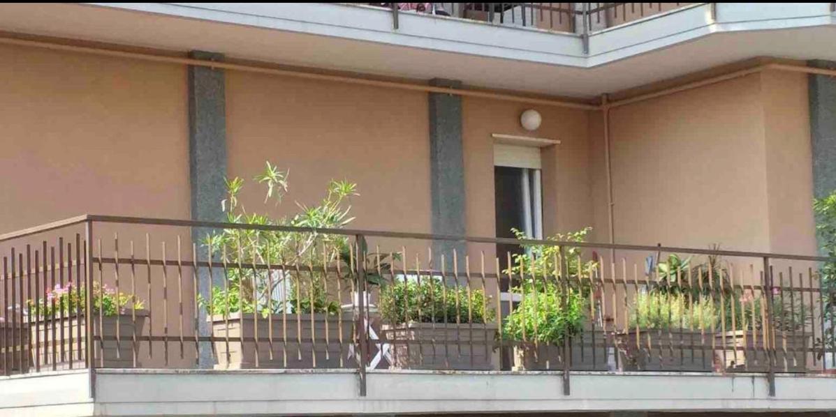 Sesto Calende Centro Apartment Exterior photo